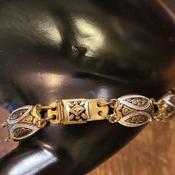 Vintage Bronze Colour Bracelet - Picture 2 of 6